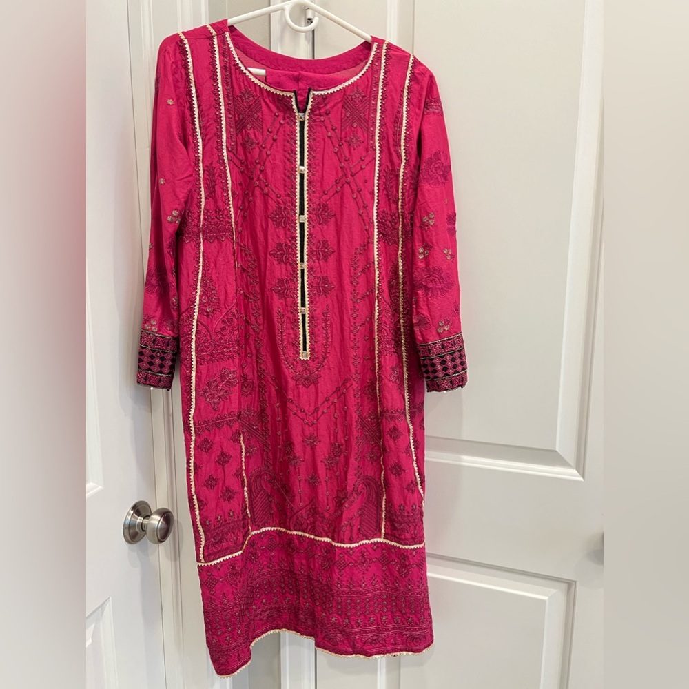 Pakistani Women’s Outfit 3 piece